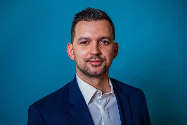 MATTHIAS POHL