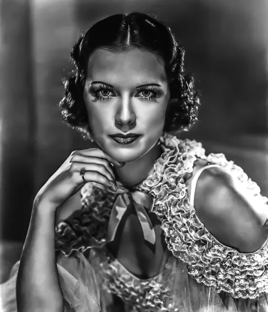 INÈS DOMINGO